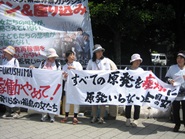 6月7日「原発いらない福島の女たち」のダイ・イン&座り込み・その3
