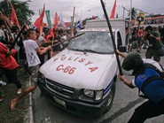 フィリピン・アキノ大統領の施政方針演説にBAYANが抗議行動・その6