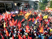 5月1日、労働者の国際的団結と闘争の日に、全国各地とマニラ、ソウルでたたかう！